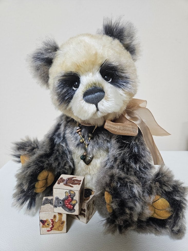 Charlie Bears bear Anniversary Arkwright beer teddybeer, Ophalen of Verzenden, Nieuw, Stoffen beer, Overige merken
