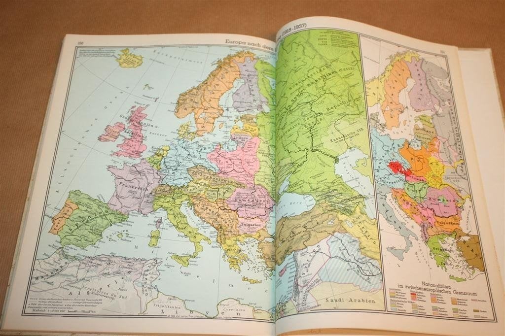 Westermann Atlas — Wereldgeschiedenis Nieuwe Tijd 1953, Gelezen, Ophalen of Verzenden, Landkaart, 1800 tot 2000