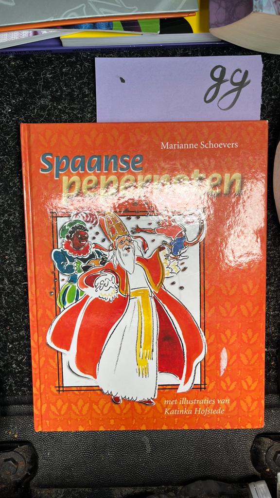 Spaanse pepernoten - Marianne Schoever, Boeken, Kinderboeken | Jeugd | onder 10 jaar, Ophalen of Verzenden, Zo goed als nieuw