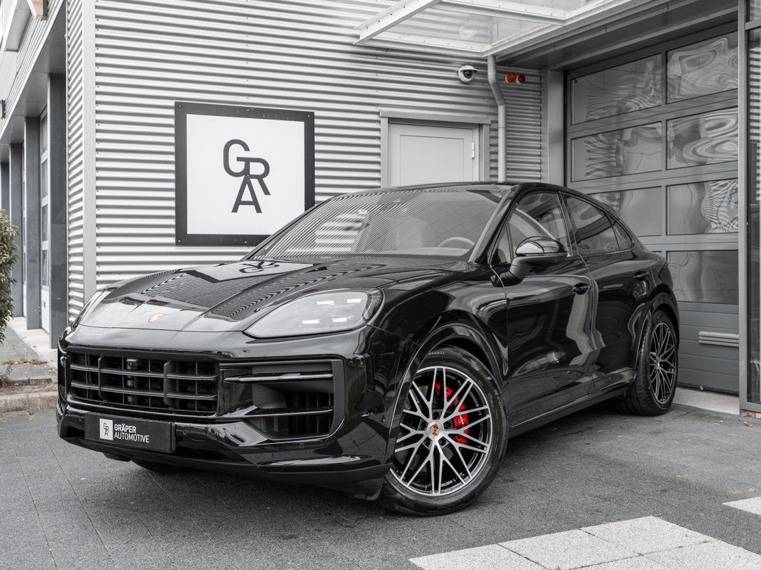 Porsche Cayenne Coupé 3.0 E-Hybrid | SportDesign | Luchtver