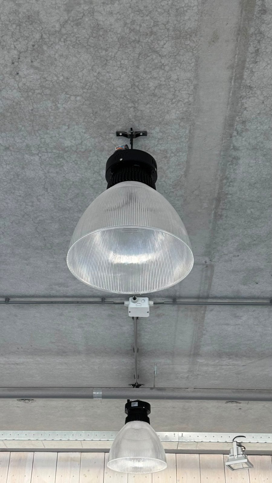 30 pfafond lampen, Ophalen, Zo goed als nieuw