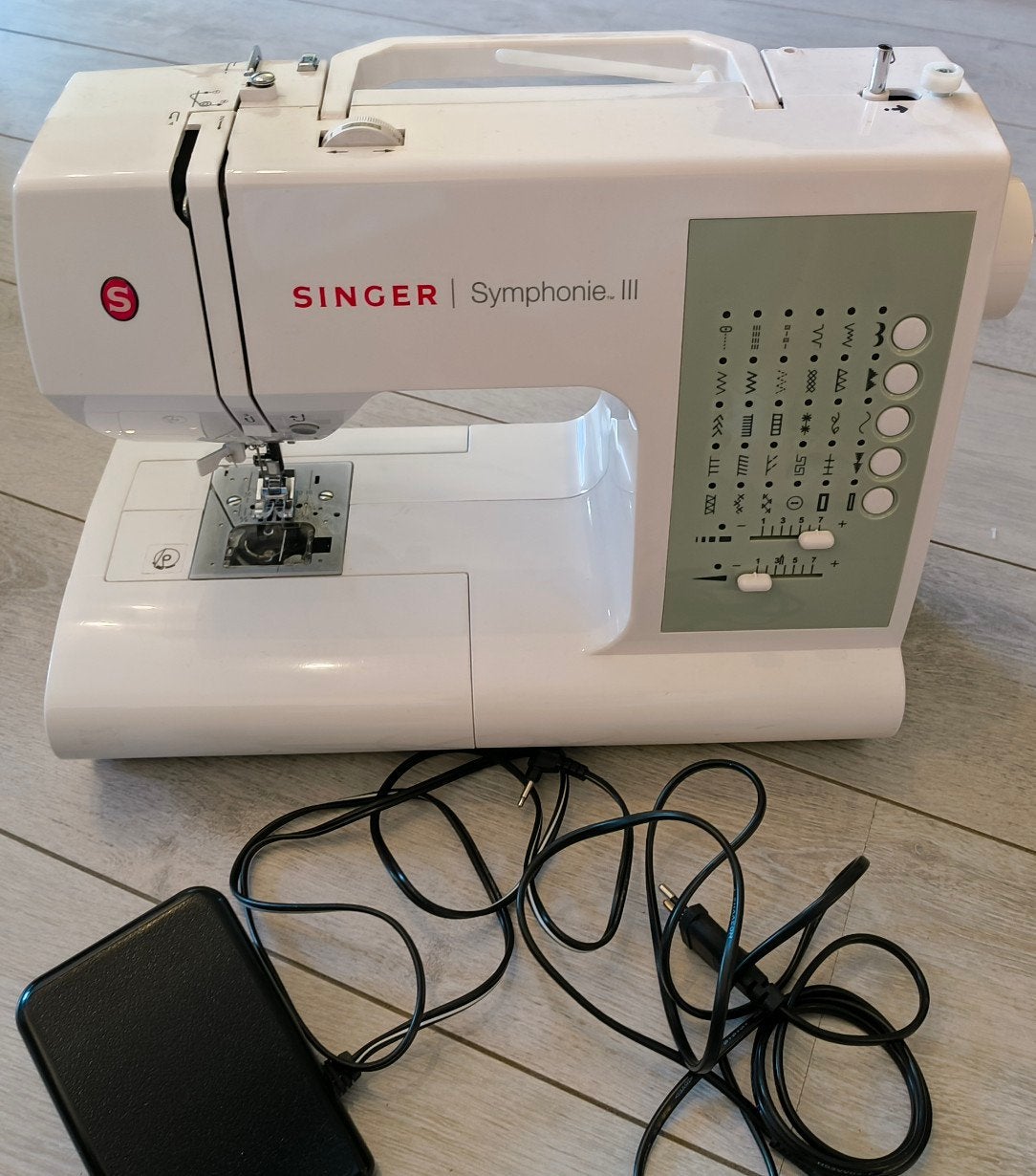Singer Symphonie III Naaimachine met accessoires, Ophalen, Naaimachine, Singer