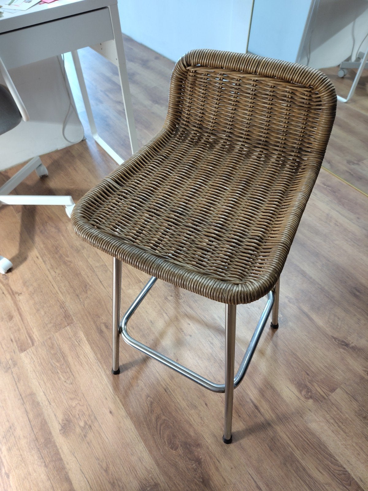 Rieten barkruk, 66cm hoog, Huis en Inrichting, Barkrukken, Ophalen, Gebruikt, 60 tot 90 cm, 1 kruk