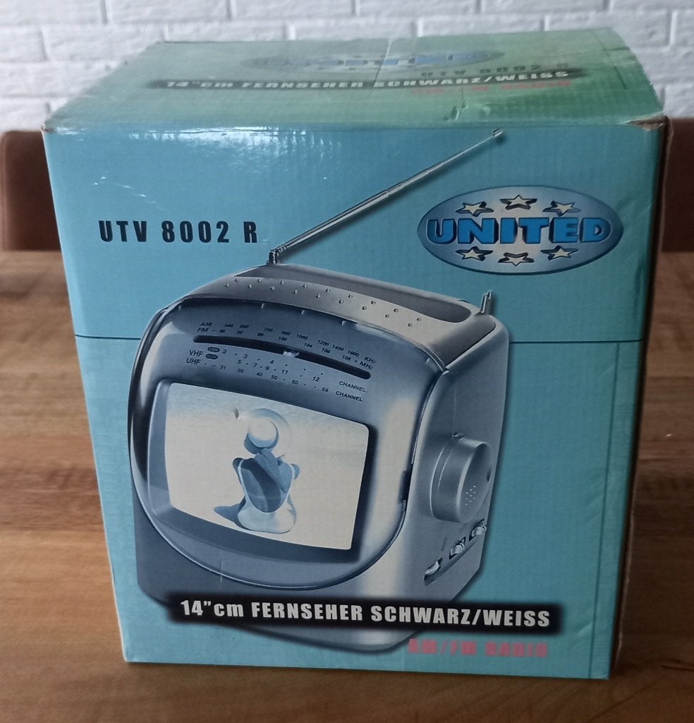 Kleine zwart wit tv met radio, Audio, Tv en Foto, Vintage Televisies, Ophalen of Verzenden, Zo goed als nieuw, Minder dan 40 cm