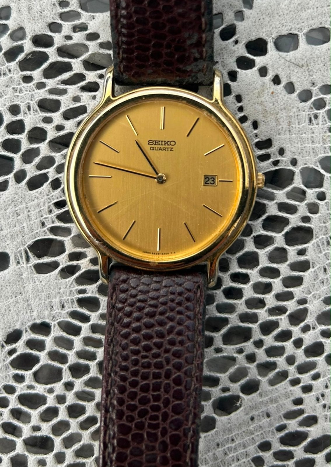 Seiko Quartz Herenhorloge Goudkleurig met Datum, Sieraden, Tassen en Uiterlijk, Horloges | Heren, Ophalen, Polshorloge, Overige materialen