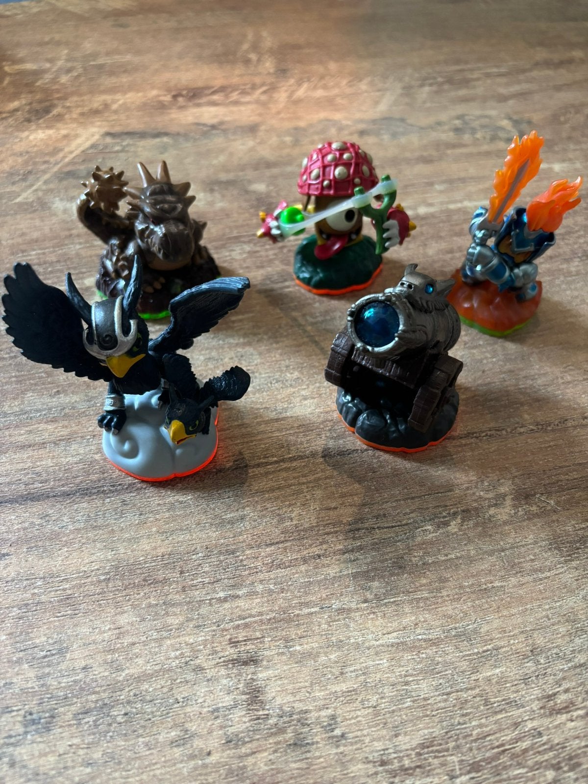 Skylanders poppetjes, Spelcomputers en Games, Avontuur en Actie, 2 spelers, Ophalen of Verzenden, Zo goed als nieuw
