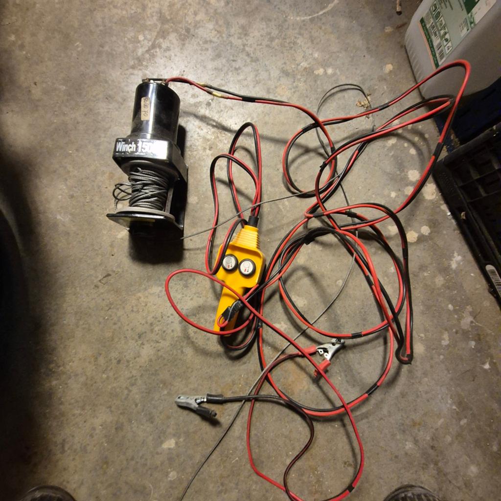 Elektrische lier 1500lb met afstandsbediening, Doe-het-zelf en Verbouw, Lieren en Takels, Ophalen of Verzenden