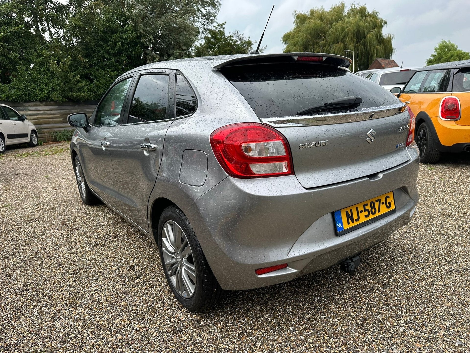 Suzuki Baleno 1.2 Smart Hybrid High Executive Carplay Camera, Auto's, Voorwielaandrijving, Dealer onderhouden, Gebruikt, 4 cilinders