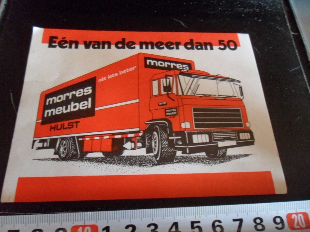 sticker hulst morres meubel truck één van de meer dan 50, Ophalen, Zo goed als nieuw