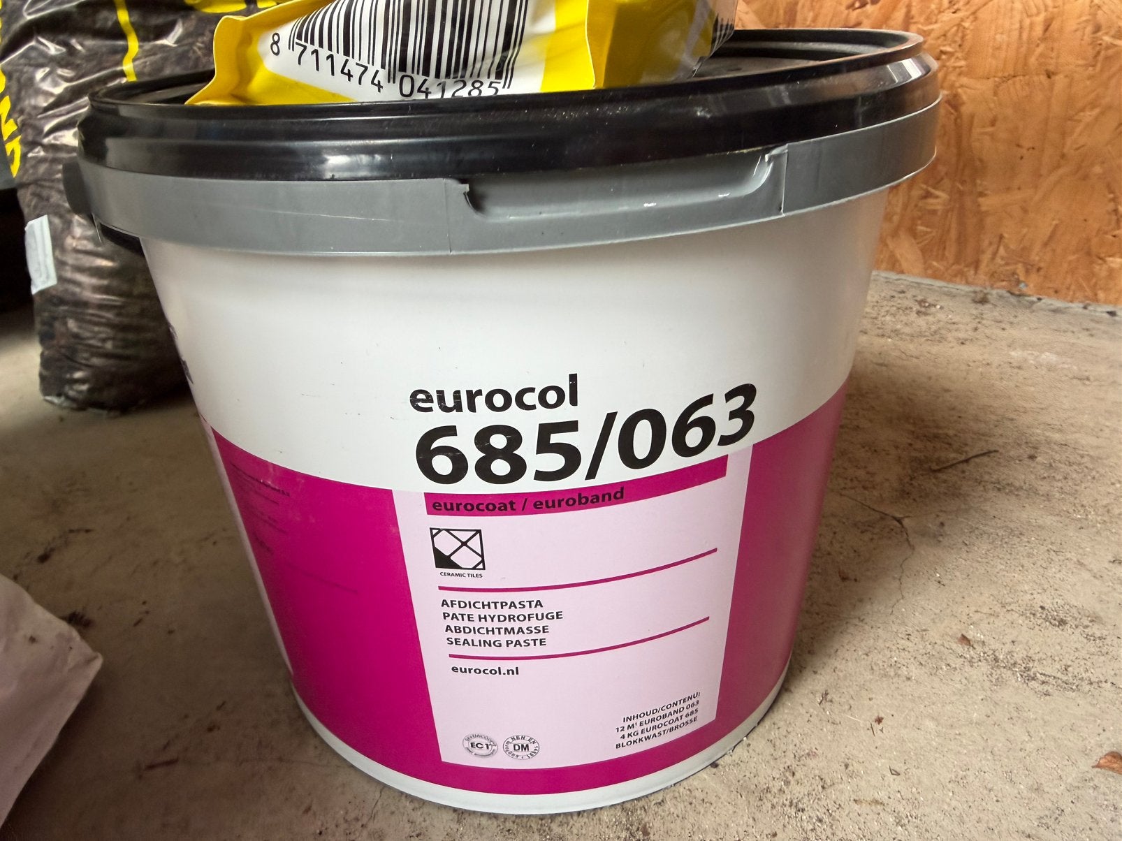 Eurocol 685/063, Ophalen, Overige materialen