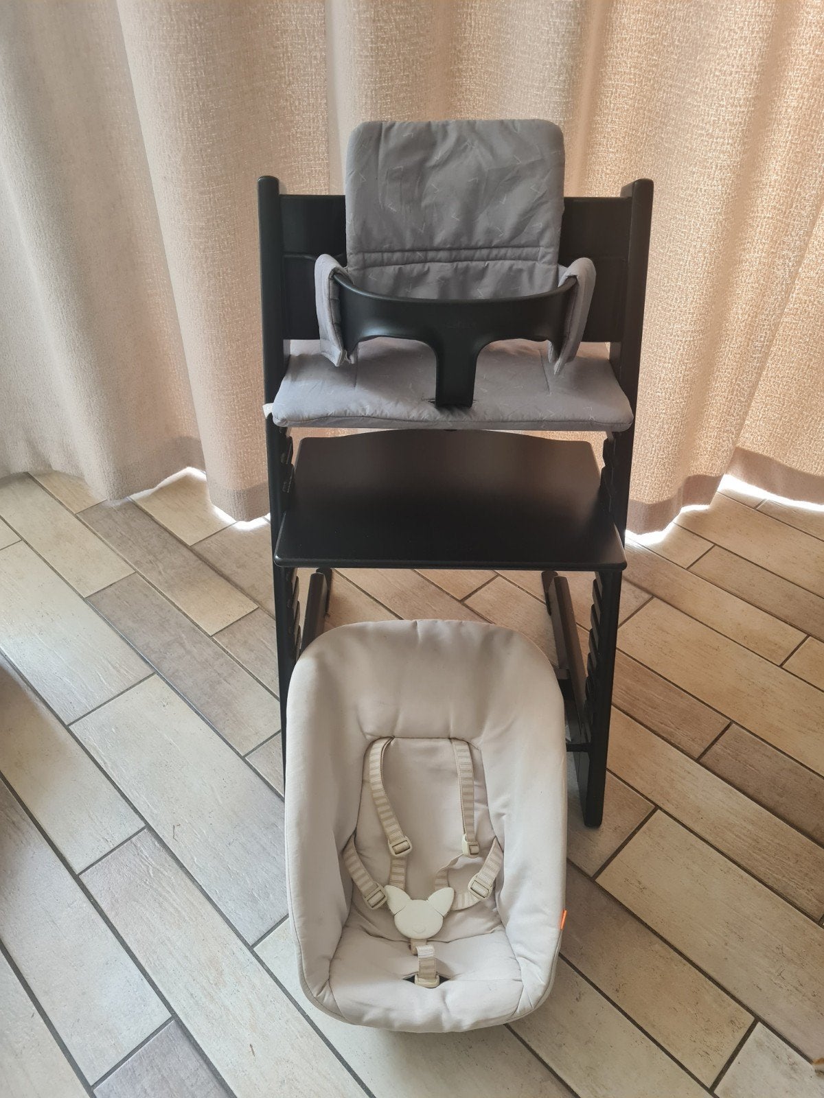 Stokke Tripp Trapp + Newborn + Babyset + Kussens + Slides, Ophalen, Zo goed als nieuw, Meegroeistoel