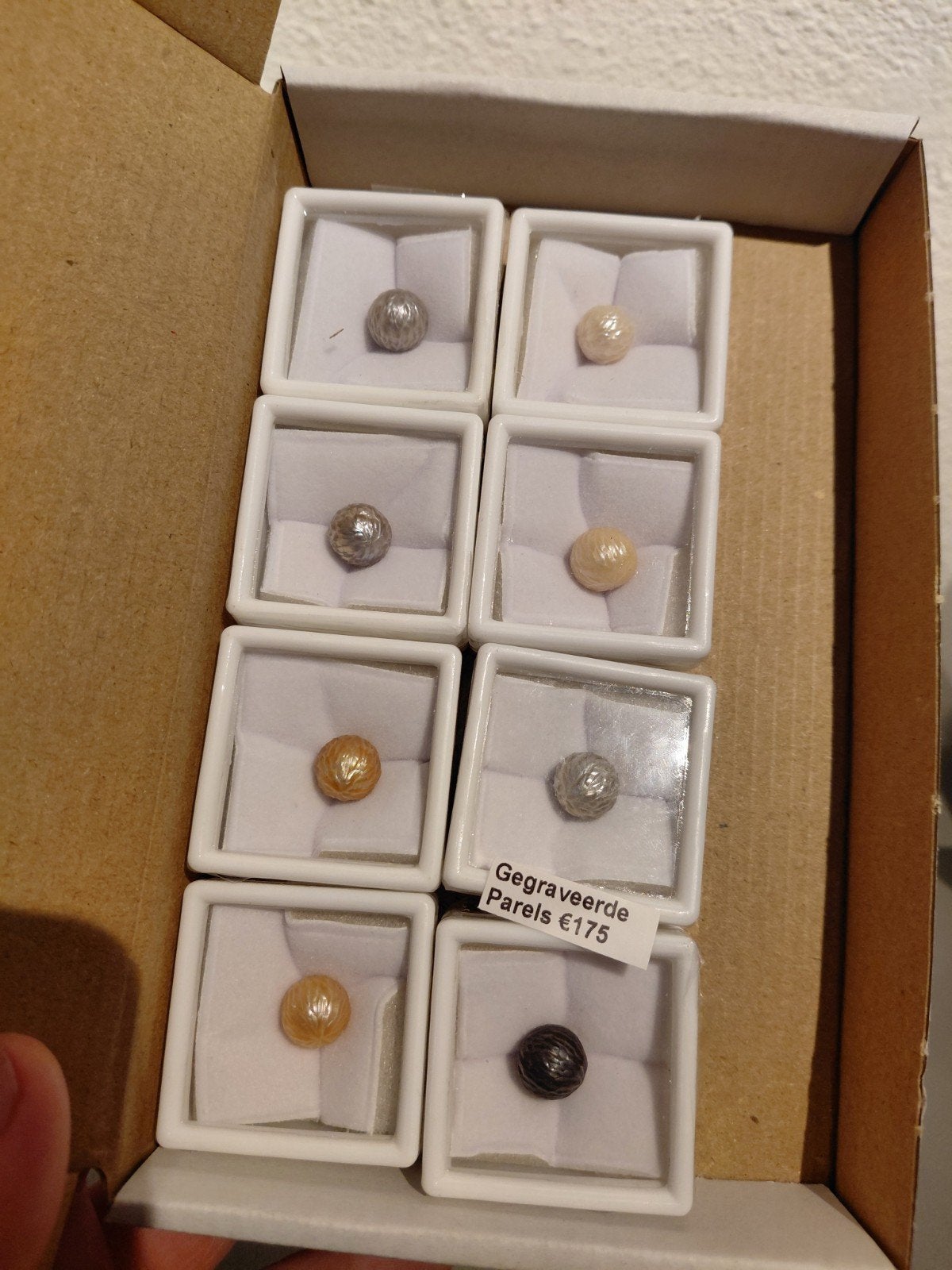 Set met 8 hand gegraveerde parels, Ophalen of Verzenden, Nieuw