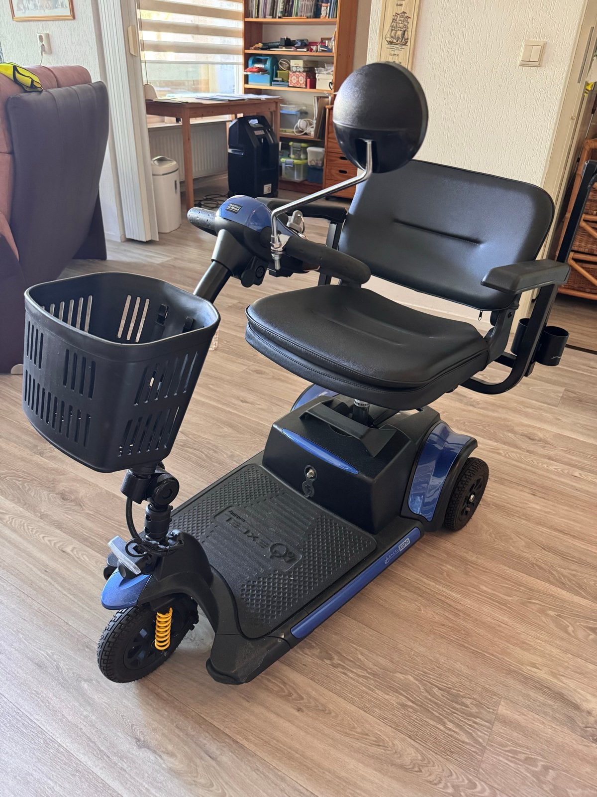Excel Xena 3 scootmobiel - blauw - bouwjaar 2024 - als nieuw, Ophalen, 46 km of meer, Excel, 10 km/u of minder