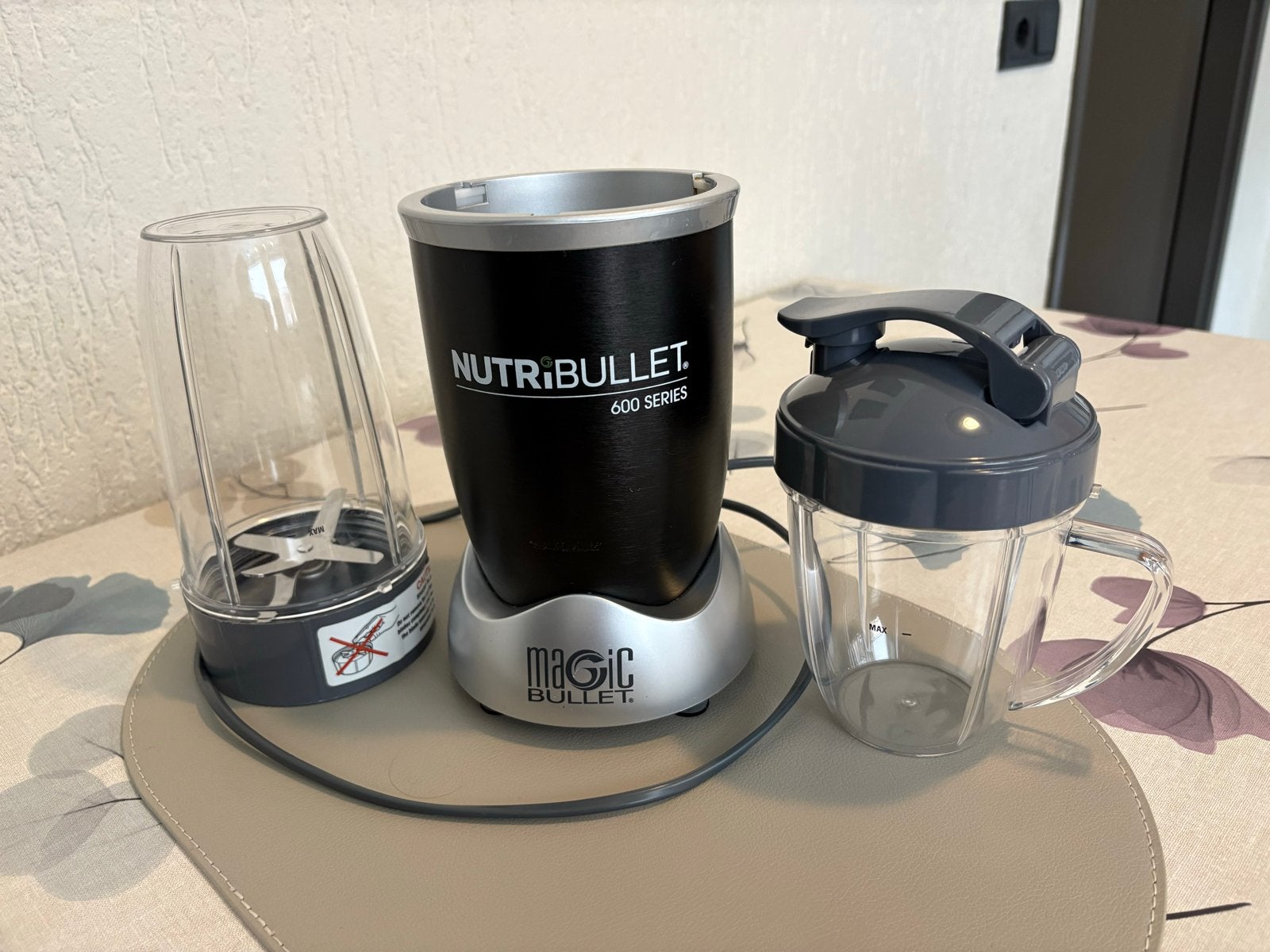 NutriBullet 600 Series Blender - Magic Bullet, Ophalen of Verzenden, Gebruikt, Blender