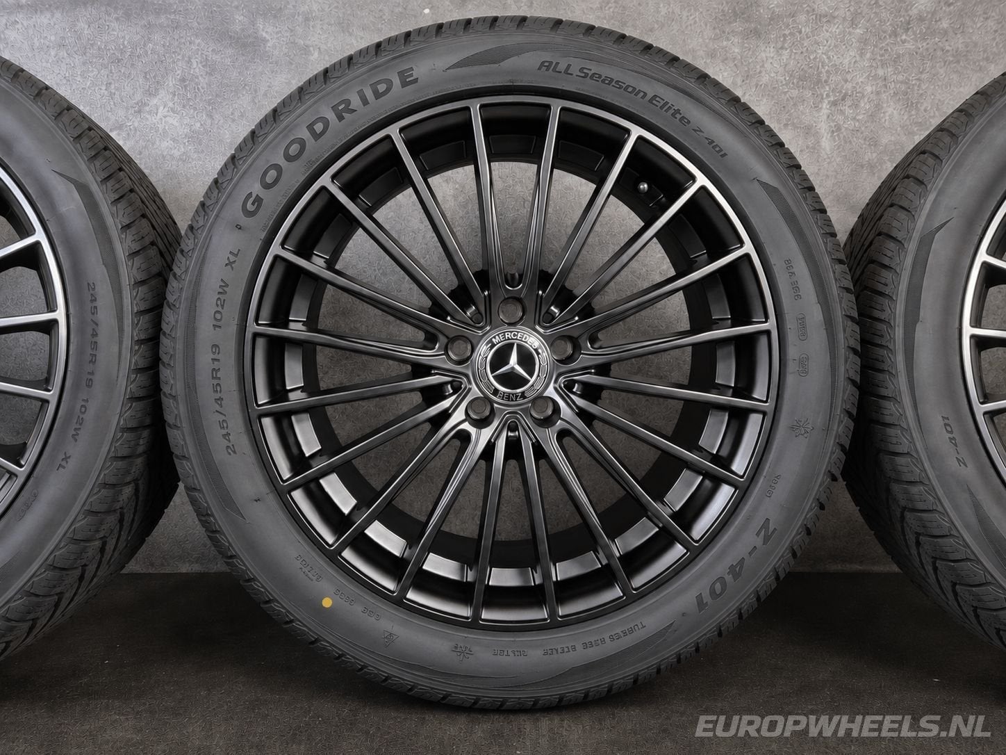 Mercedes Vito 19 inch Viano zwart AMG W447 velgen, Auto-onderdelen, Banden en Velgen, 19 inch, 245 mm, -, -
