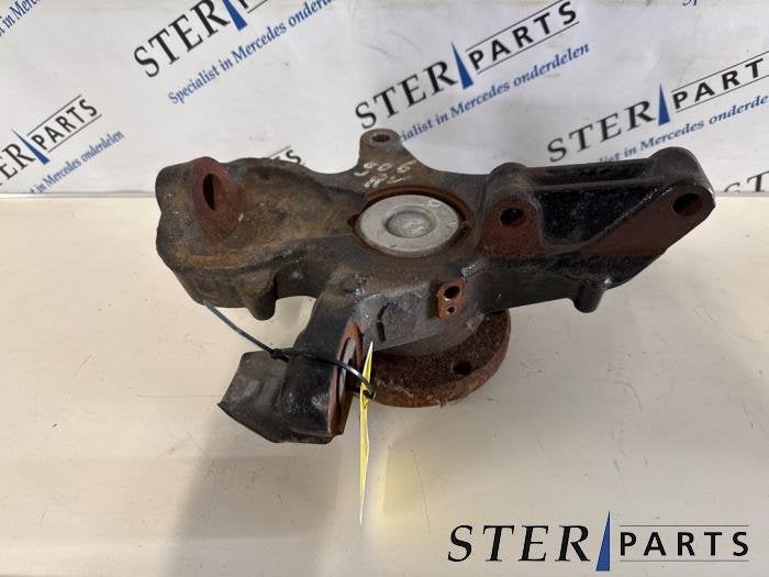 Fusee links-voor van een Mercedes Sprinter, Auto-onderdelen, Ophanging en Onderstel, Gebruikt, -, Ophalen of Verzenden, -