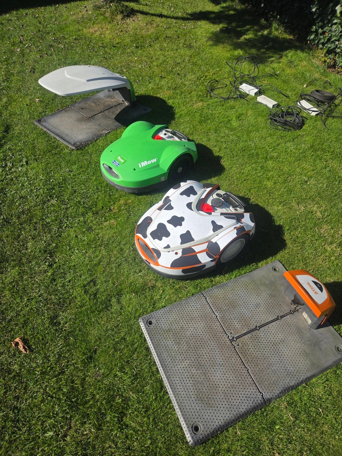 Stihl iMow robotmaaiers - Set van 2, Stihl, Gebruikt, Bestuurbaar via app, Ophalen of Verzenden