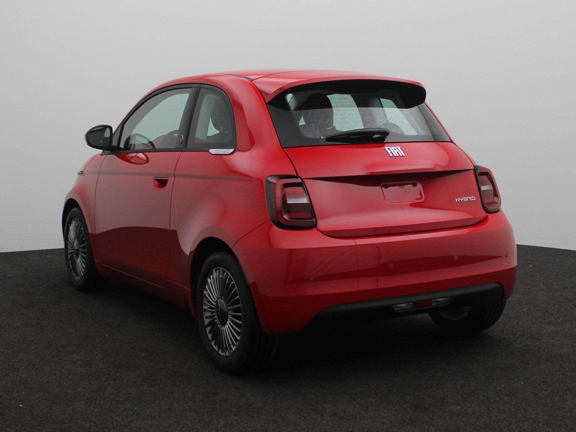 Fiat 500 1.0 Hybrid Torino Launch Edition | Carplay | CLimat, Stof, 966 kg, Euro 6, 4 stoelen