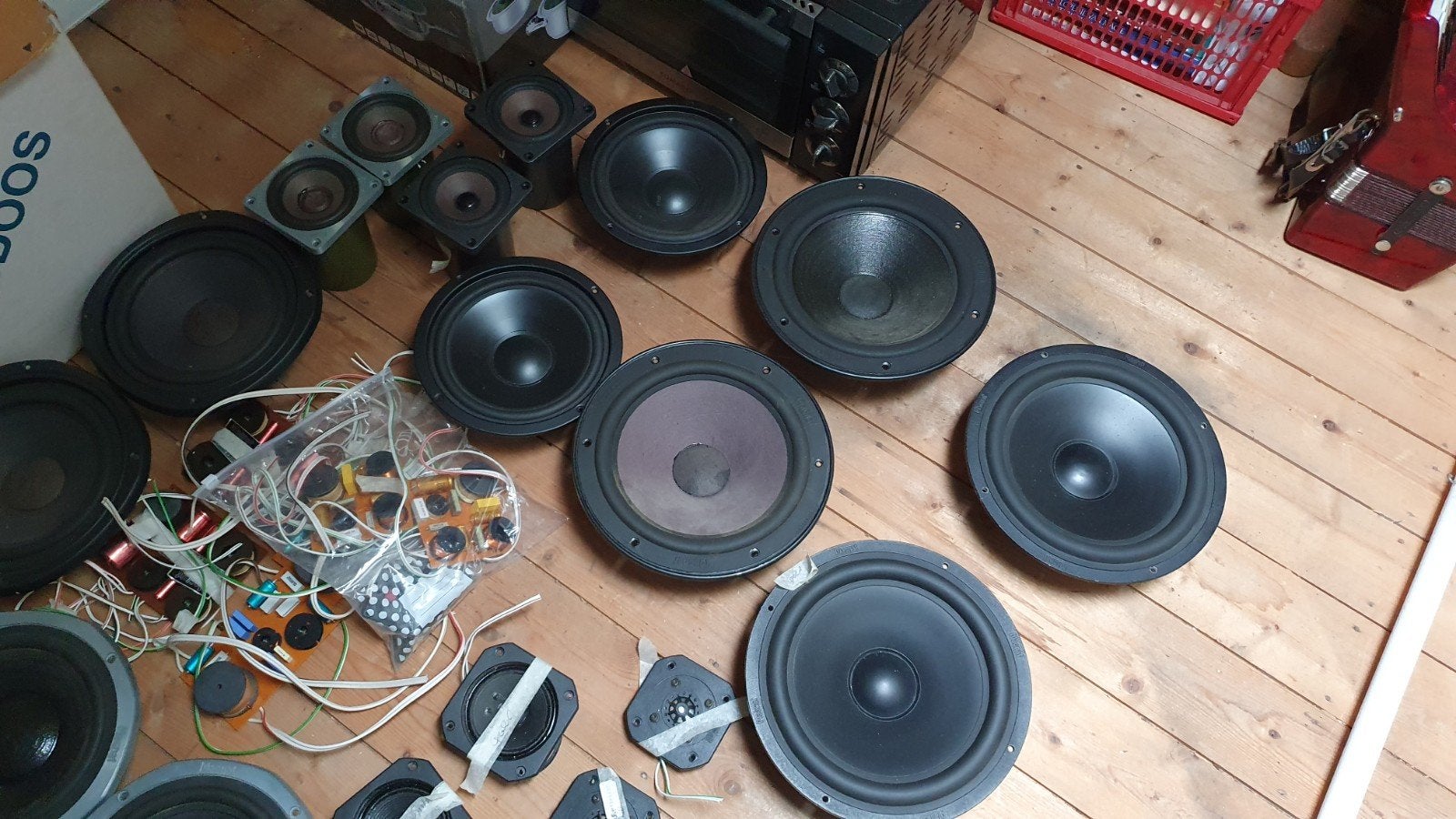 Magnat speakers,  filters ,originele connectoren enz., Ophalen