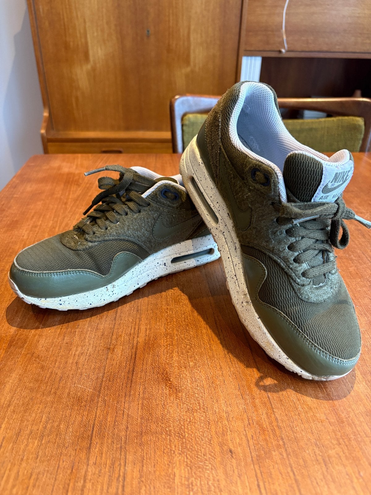 Nike Air Max 1 Sneakers - Groen, Maat 38.5, Ophalen of Verzenden, Gedragen, Groen, Sneakers of Gympen