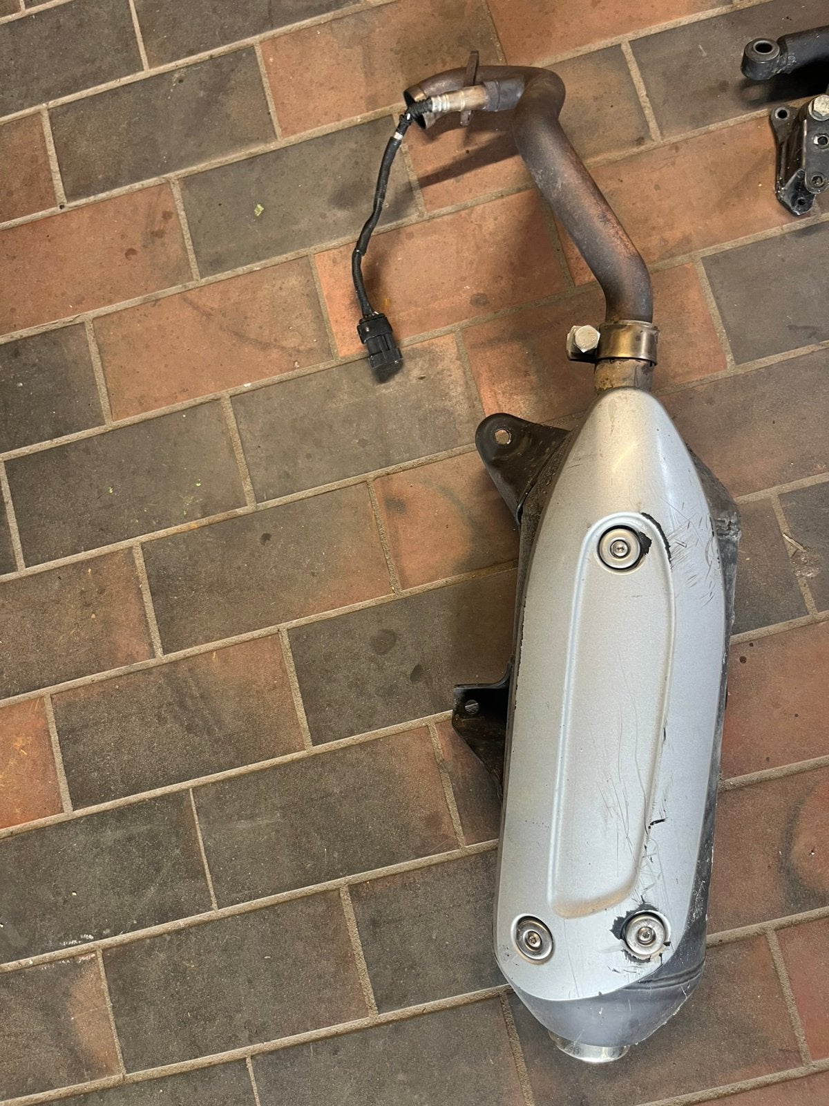 Piaggio mp3 uitlaat 250cc 2009, Ophalen of Verzenden, Zo goed als nieuw, Uitlaat, Piaggio