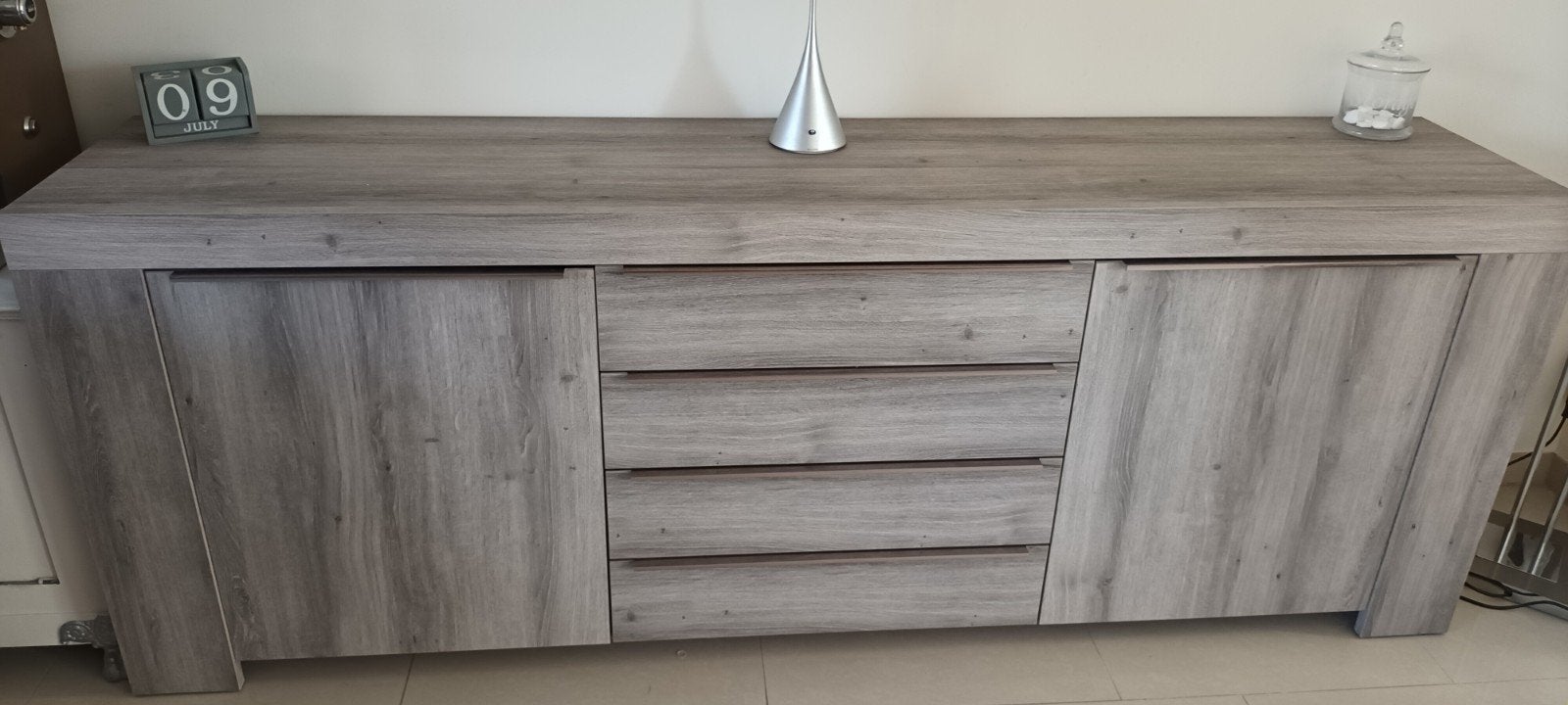 Stijlvolle interieur grijze houtlook met hoekbank, Ophalen