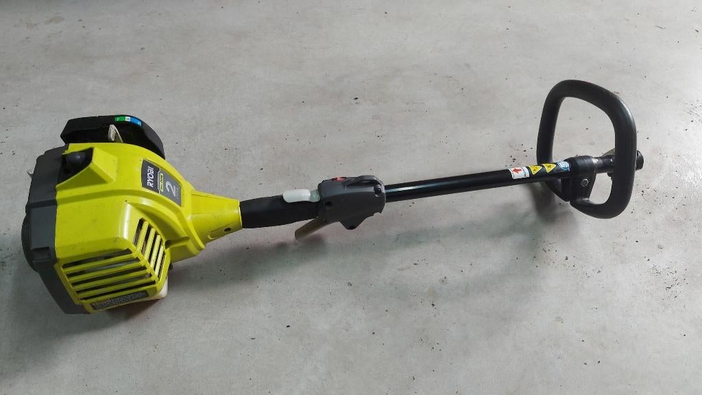 Ryobi 2 takt grastrimmer heggeschaar, Ophalen, Gebruikt, Benzine, Overige merken
