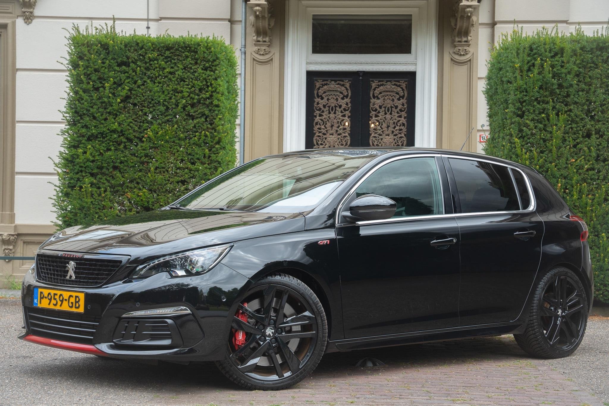 Peugeot 308 1.6 e-THP GTi 270 PANO | MASSAGE | CAMERA | KUIP, Auto's, Voorwielaandrijving, Gebruikt, Euro 6, 4 cilinders