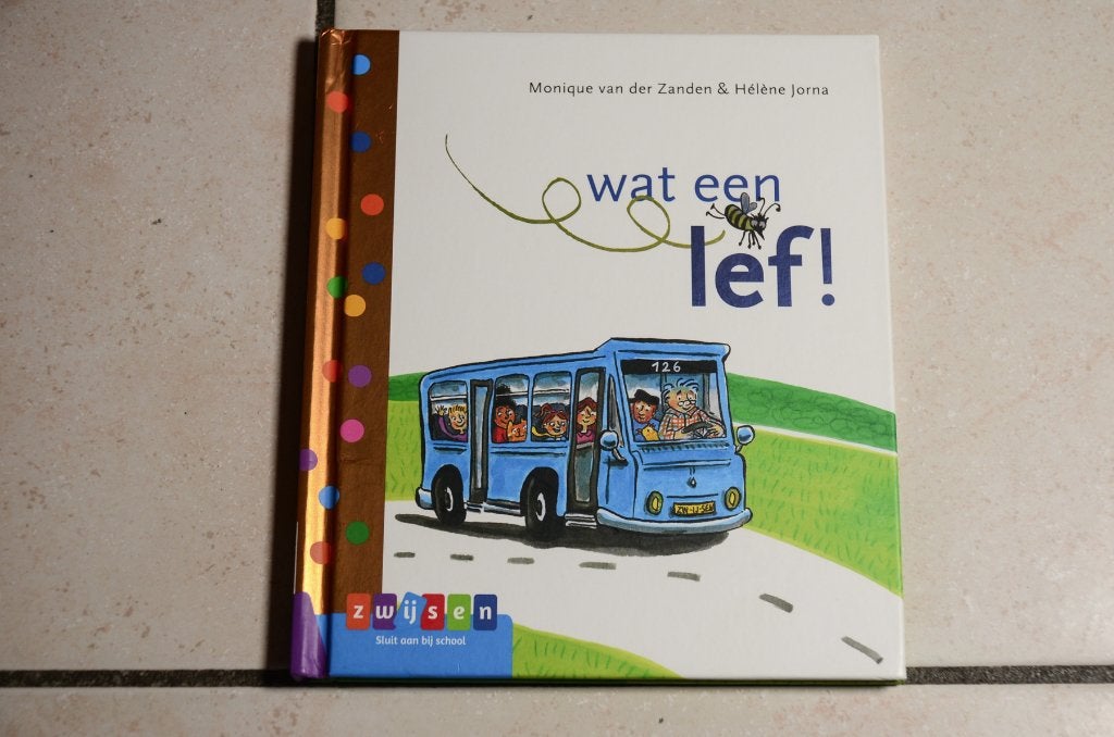 Leren lezen Wat een lef! / Monique van der Zanden AVI S, Ophalen of Verzenden, Zo goed als nieuw, Fictie algemeen