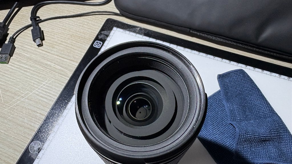 Foto 10 van Sony A6700 + Tamron 17-70mm F/2.8 met accessoires