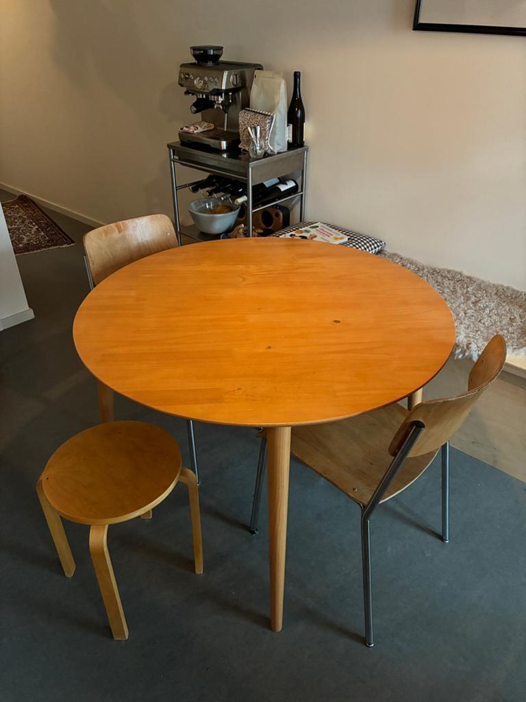 Mooie ronde tafel van hout, Huis en Inrichting, Tafels | Eettafels, Ophalen, 100 tot 150 cm, Rond, Zo goed als nieuw