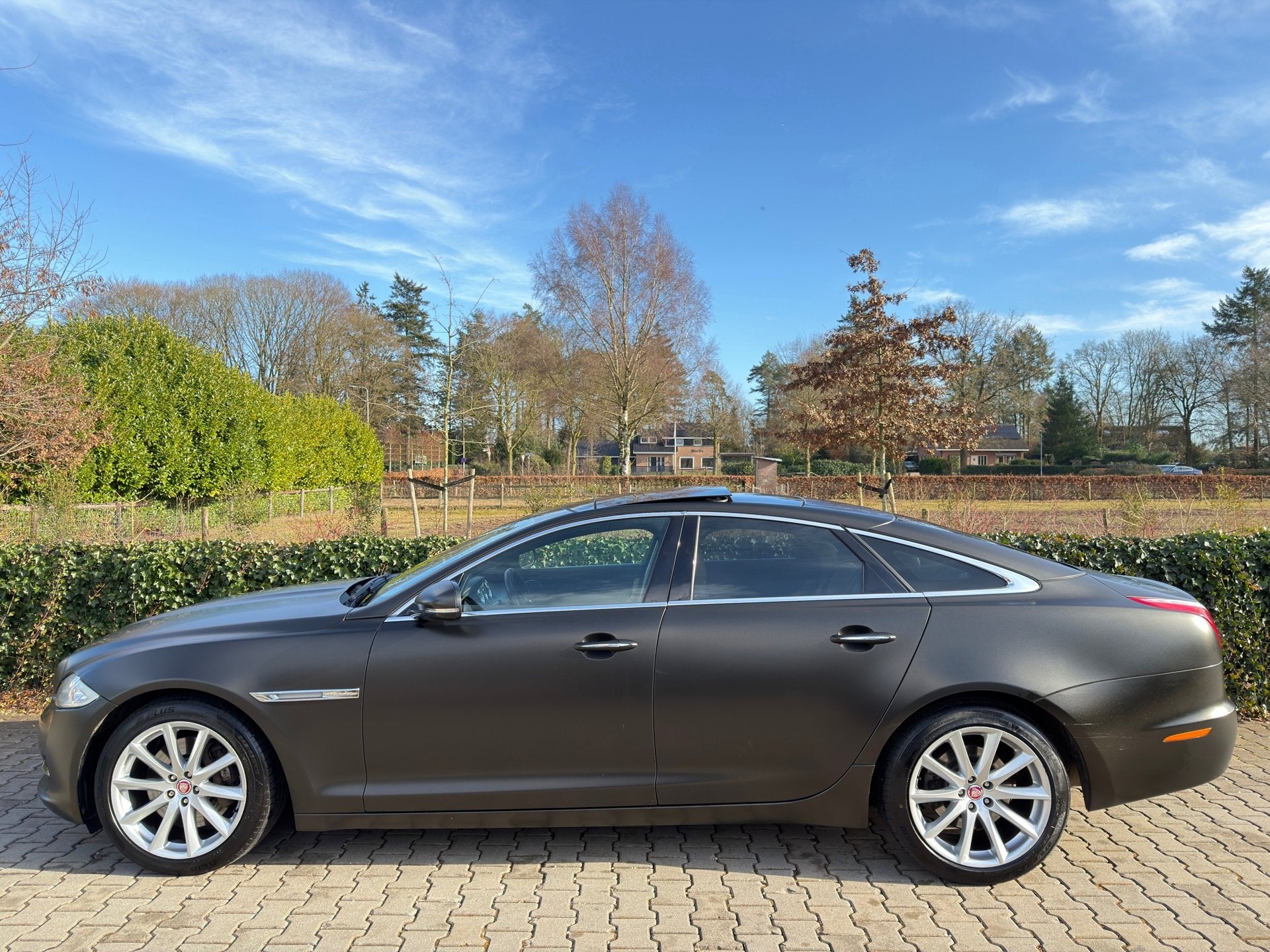 Jaguar XJ 3.0 V6D Premium Luxury , Clima / Cruise / Camera /, Auto's, Euro 5, Achterwielaandrijving, Gebruikt, Beige