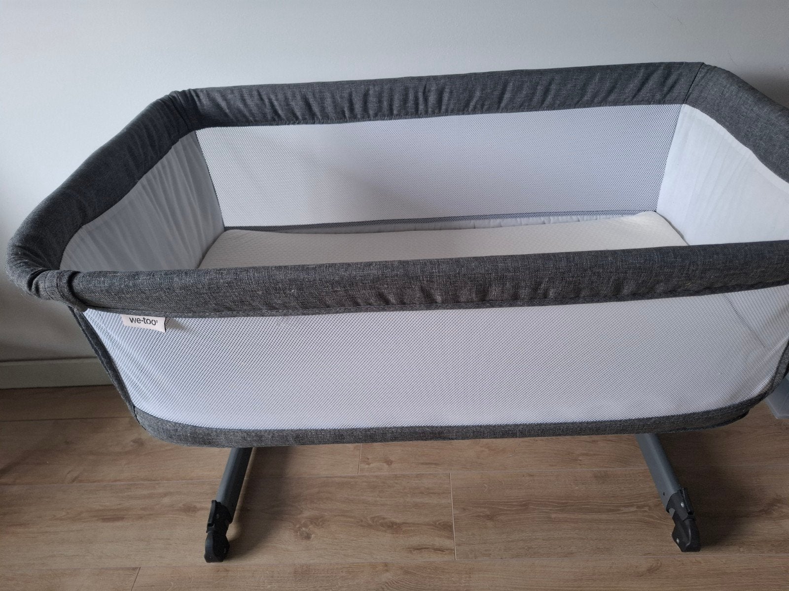We-Too Bedside Crib - Grijs, Kinderen en Baby's, Ophalen
