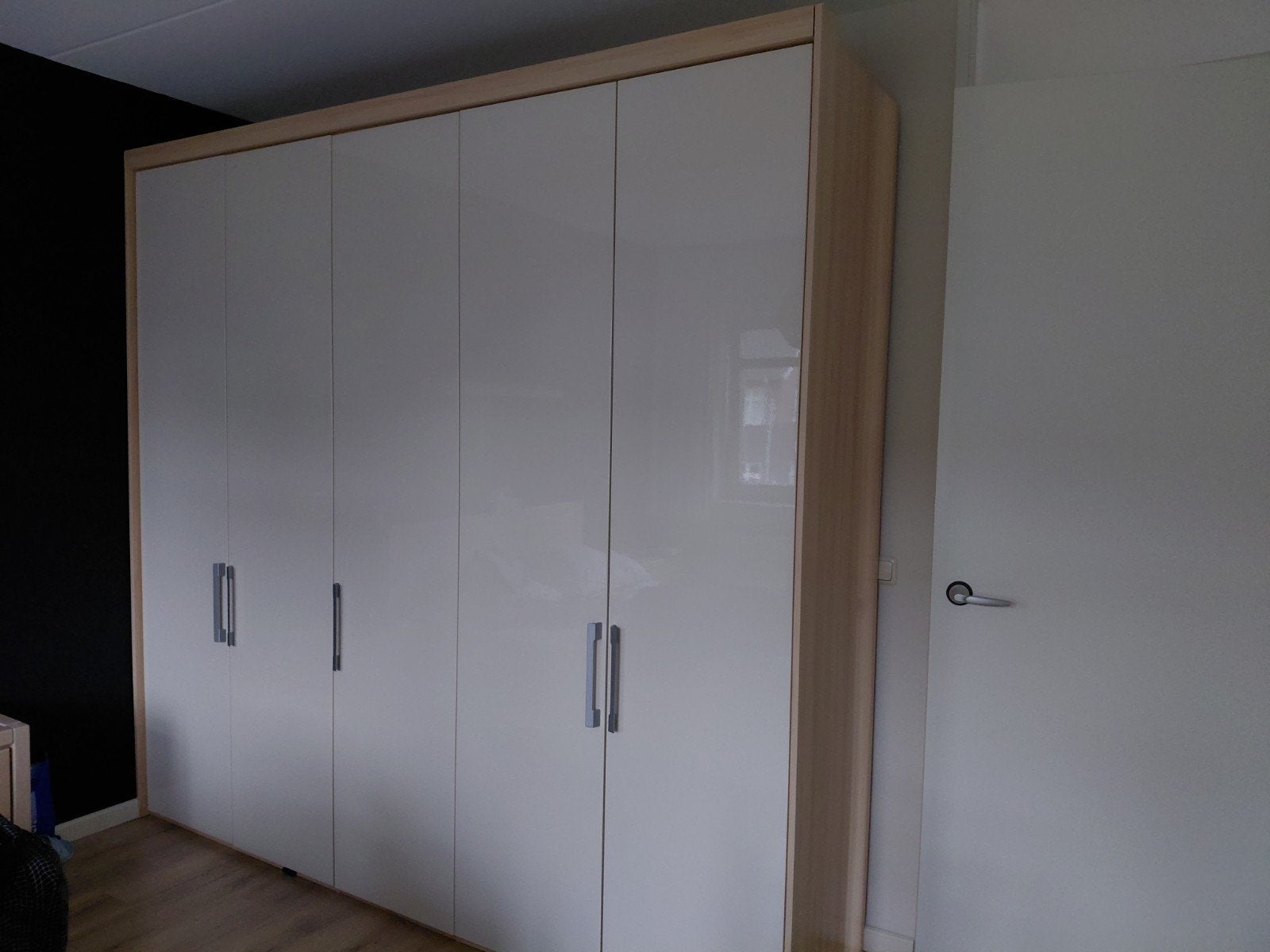 Ruime kledingkast met lades en hangruimte, Ophalen, 200 cm of meer, 200 cm of meer, Modern