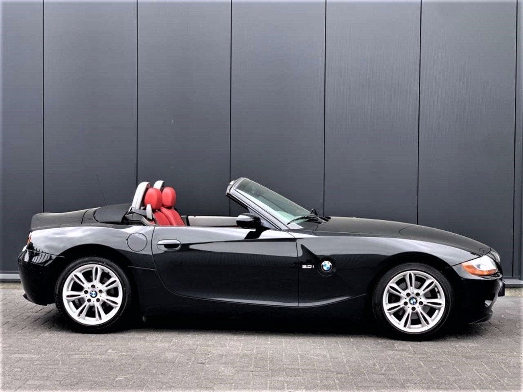 BMW Z4 3.0 I Roadster AUT 2003 Zwart, Automaat, Achterwielaandrijving, Cabriolet, Zwart