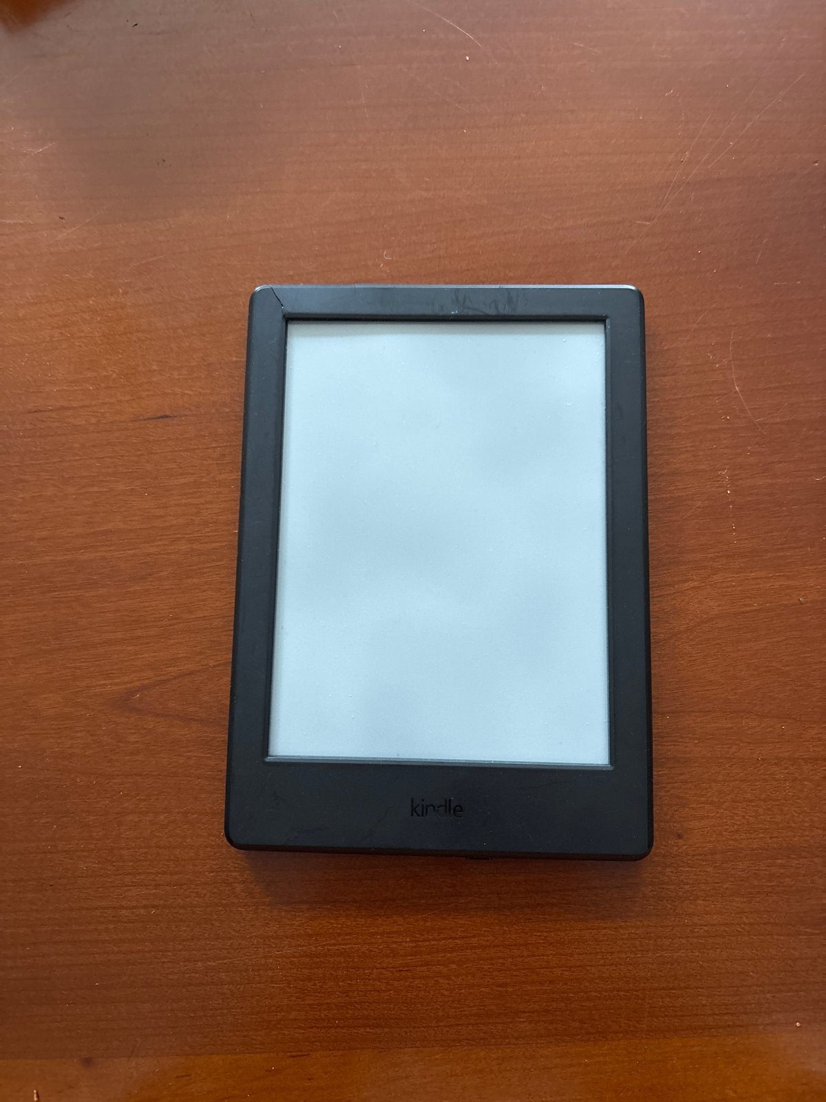 Amazon Kindle E-reader defect, Computers en Software, Gebruikt, Ophalen of Verzenden, 4 GB of minder, Touchscreen