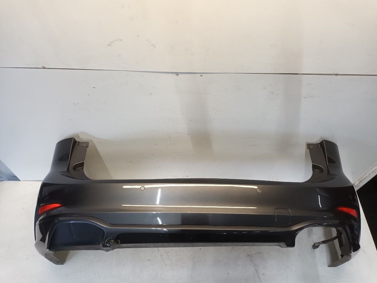Bumper achter Ford Focus, Onderdelen@venauto.nl, Van der Ven Autorecycling B.V., Gebruikt, Ettenseweg 76, 4706 PB Roosendaal, The Netherlands