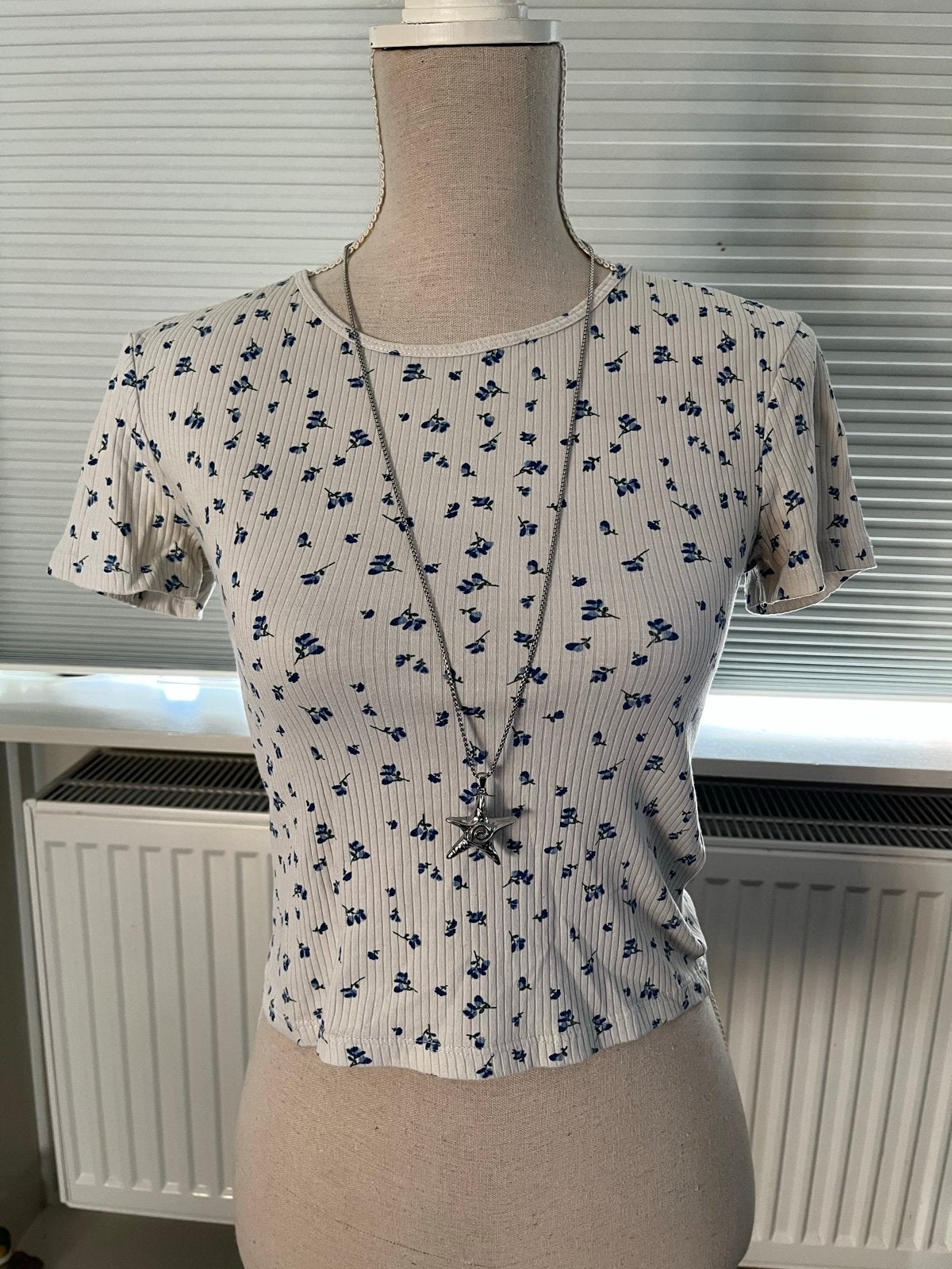 Only top met bloemenprint, maat XS, Wit, Ophalen of Verzenden, Zo goed als nieuw, Korte mouw