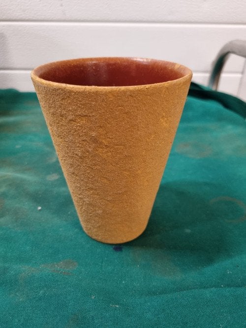 bloempot geel oranje aardewerk, Ophalen of Verzenden, 'T Olde Gre-j, Info@toldegrej.nl, Endepoelstraat 20f Didam
