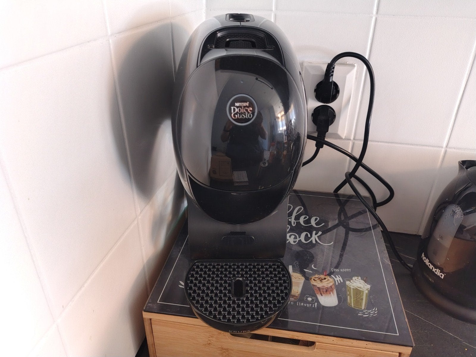 Dolce Gusto Neo Koffiezetapparaat met capsules, Witgoed en Apparatuur, Koffiezetapparaten, Ophalen, Koffiemachine, Zo goed als nieuw