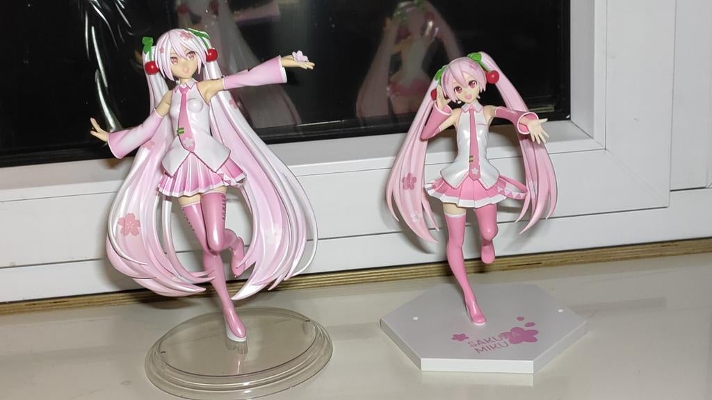Hatsune Miku Sakura figures, Ophalen of Verzenden, Zo goed als nieuw