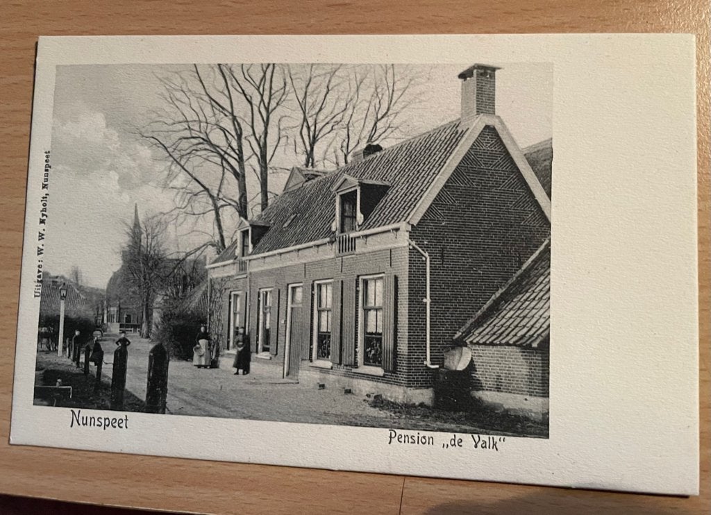 ansichtkaart / kaart van Nunspeet, Pension " de Valk "., Verzamelen, Verzenden, Voor 1920, Gelderland