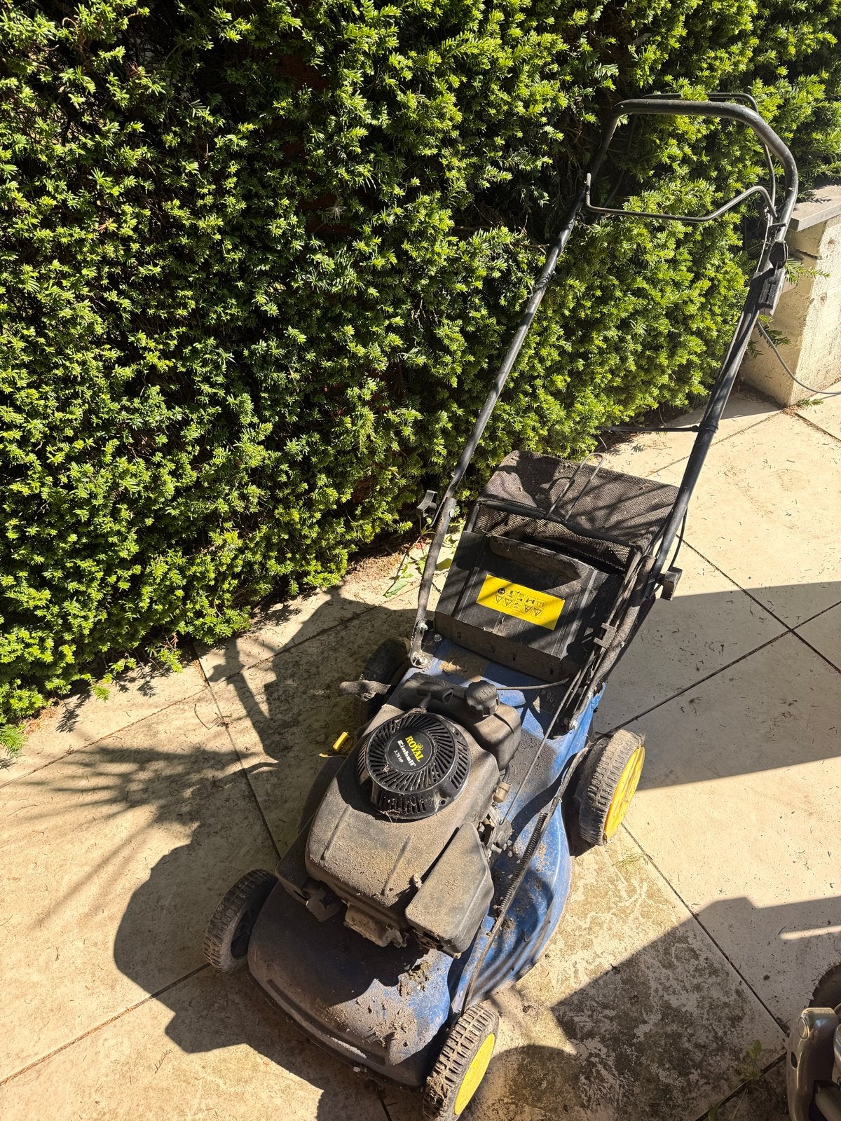 Grasmaaier Royal Einhell BM 46 S - Opknapper/Onderdelen, Ophalen, Cirkelmaaier, Gebruikt, 40 t/m 49 cm
