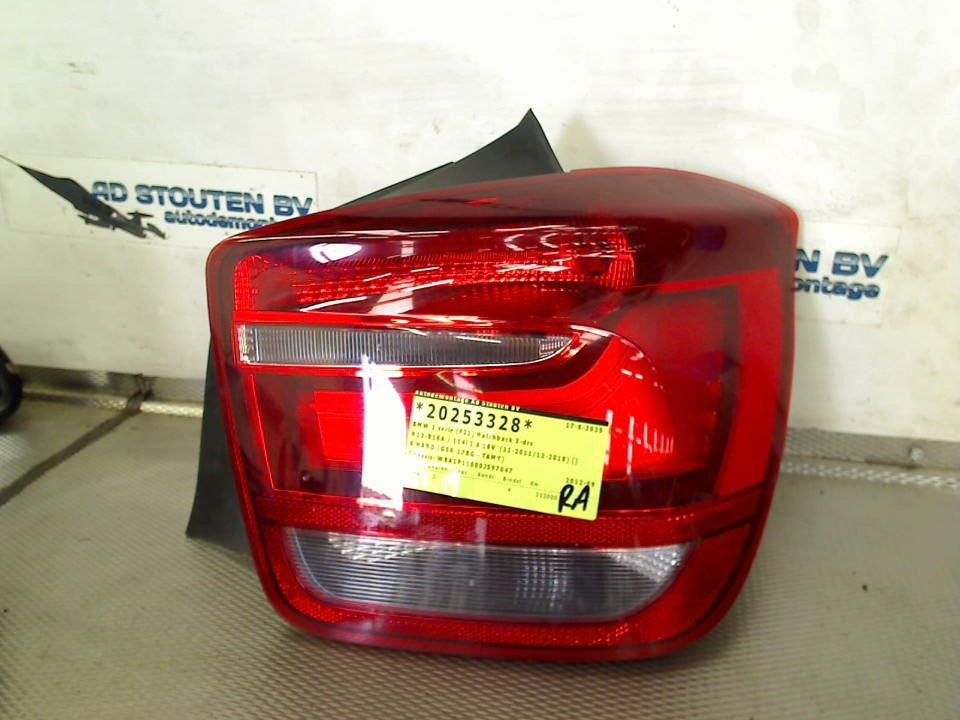 Achterlicht Rechts BMW 1 serie (F21) (2011-12/2015-03), Gebruikt, Petuelring 130, München 80809, , Duitsland, BMW, Bayerische Motoren Werke AG