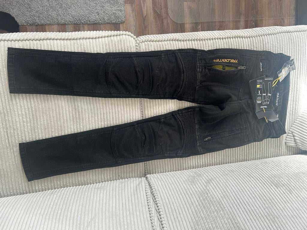 Dames Trilobite skinny fit jeans level 2, Kleding | Dames, Broeken en Pantalons, Zwart, Nieuw, Ophalen of Verzenden, Maat 34 (XS) of kleiner