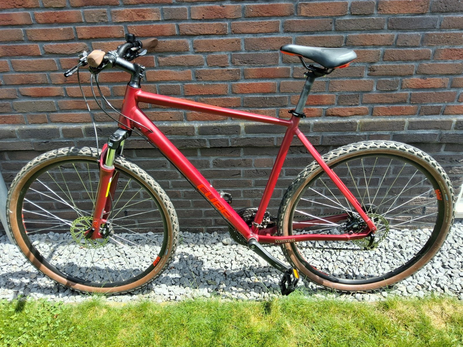 Zeer nette Cube nature maat L, 57 cm of meer, Zo goed als nieuw, Schijfrem, Ophalen