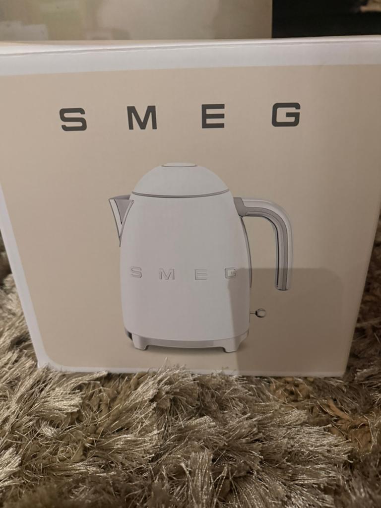 Smeg KLF03WHMEU, Witgoed en Apparatuur, Waterkokers, 1 tot 2 liter, Draadloos, Ophalen of Verzenden
