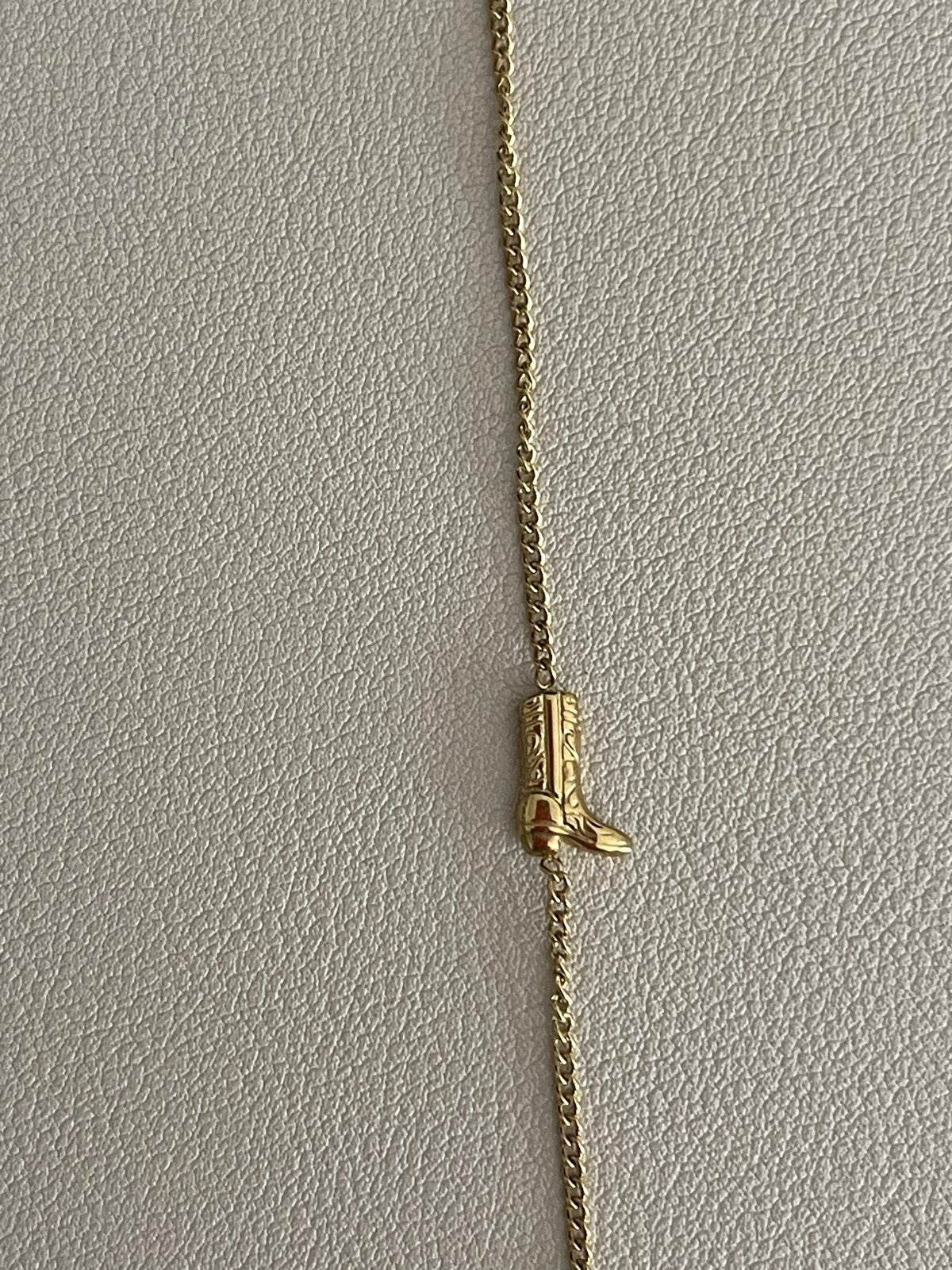 Gouden armband met cowboylaarsje van My Jewelery, Ophalen of Verzenden, Zo goed als nieuw, Met bedels of kralen, Goud