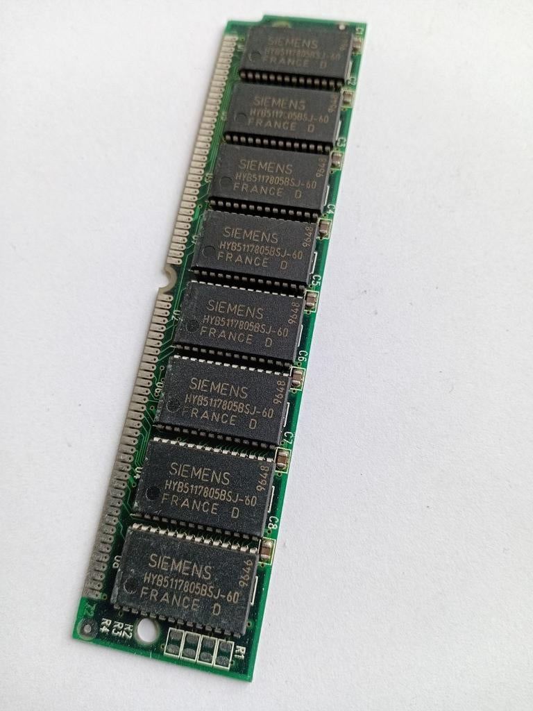 Siemens HYB5117805BSJ-60 RAM Geheugenmodule, Computers en Software, 60ns (ongeveer 16.6 MHz), Overige soorten, Ophalen of Verzenden