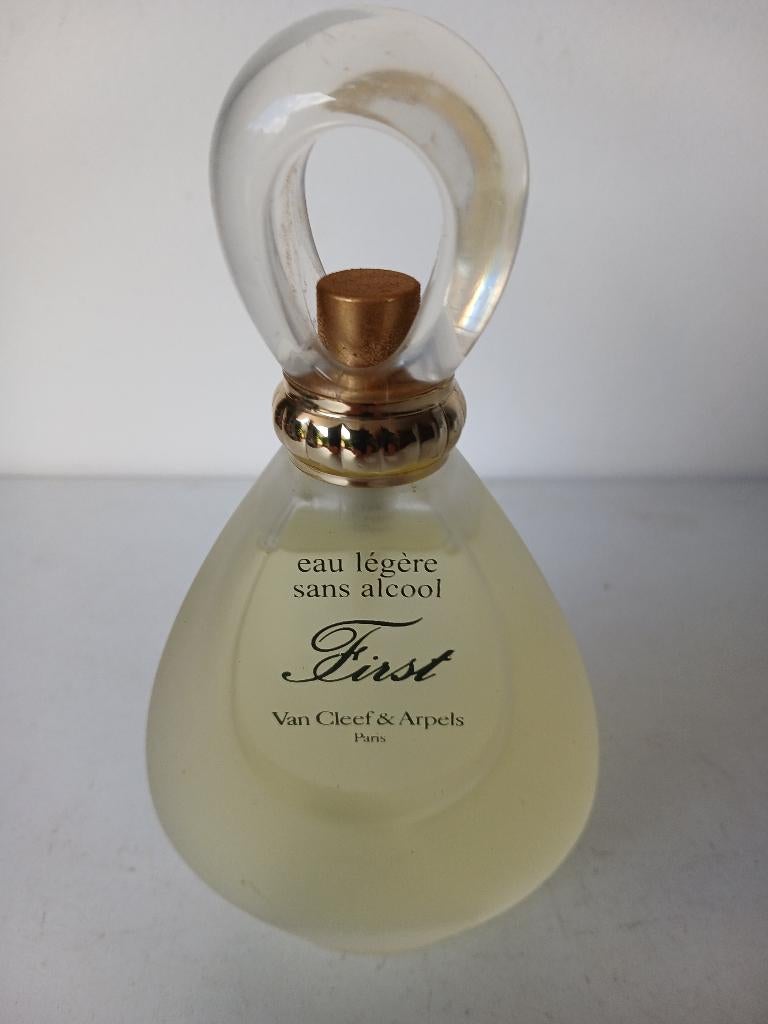VINTAGE !! Van Cleef & Arpels Eau Legere sans alcool spray, Verzamelen, Verzenden, Nieuw, Parfumfles, Gevuld